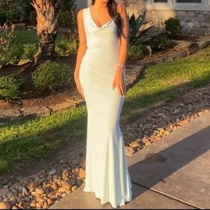 Club L London - MINT BLUE BIAS CUT COWL FRONT MAXI DRESS